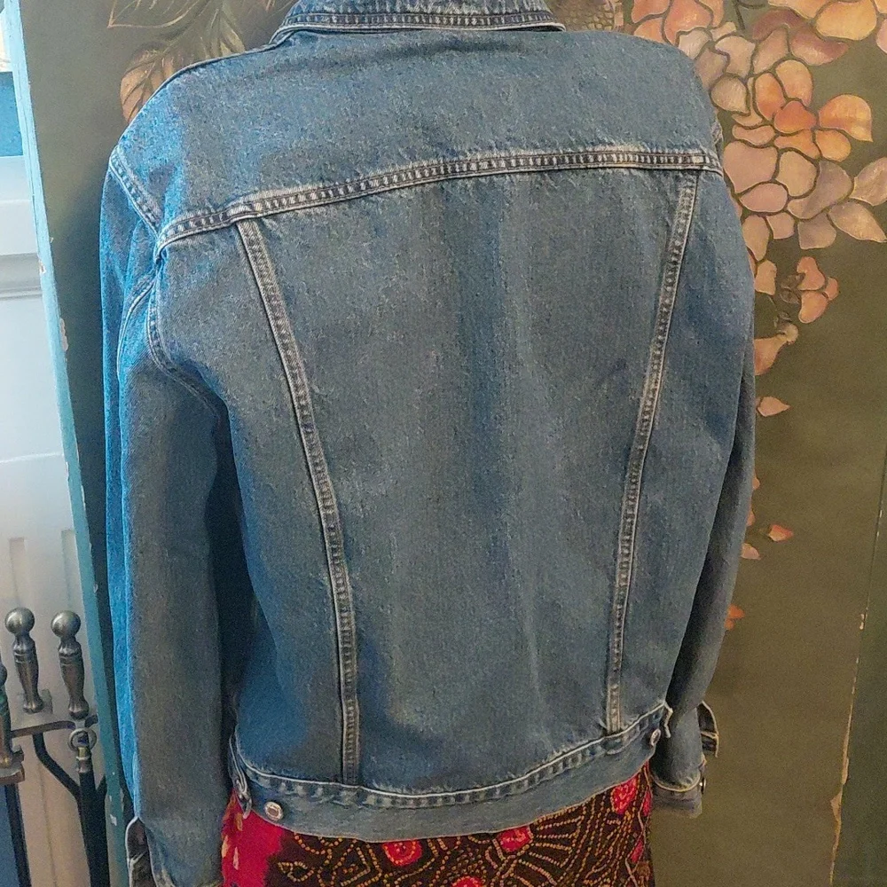 Vintage 90s United Colors Of Benetton MADE IN ITALY Jean Jacket - Picture 6 of 10